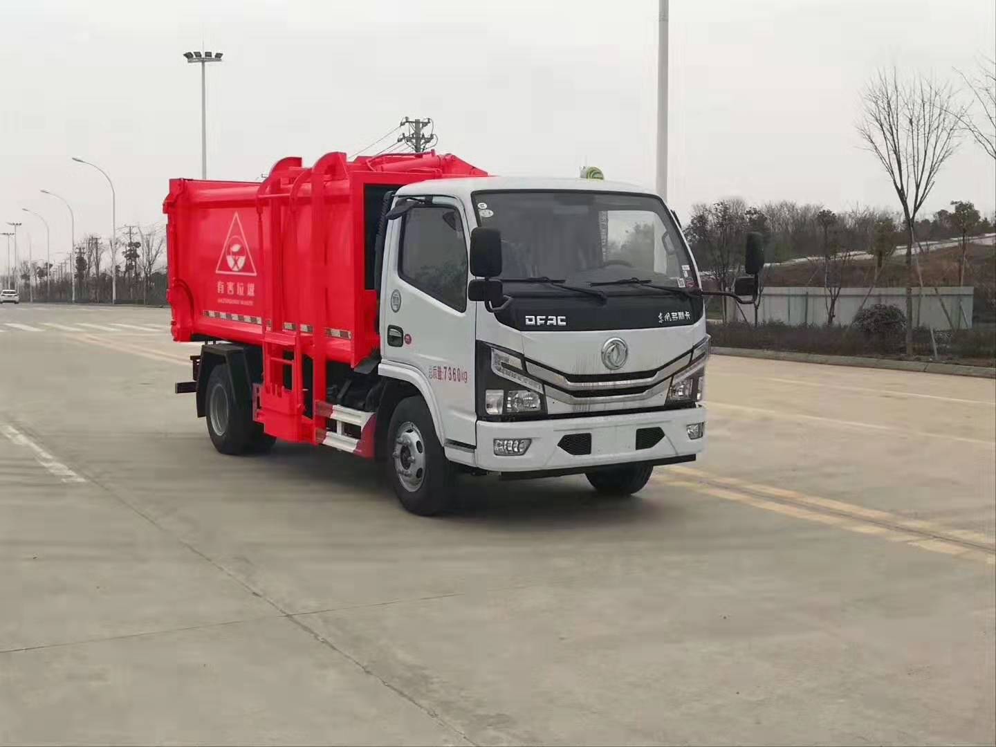 国六分类垃圾运输车