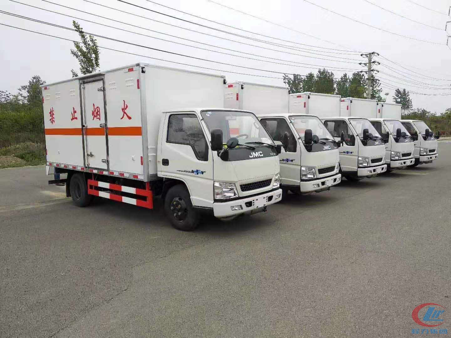江铃顺达JMC危险品厢式运输车