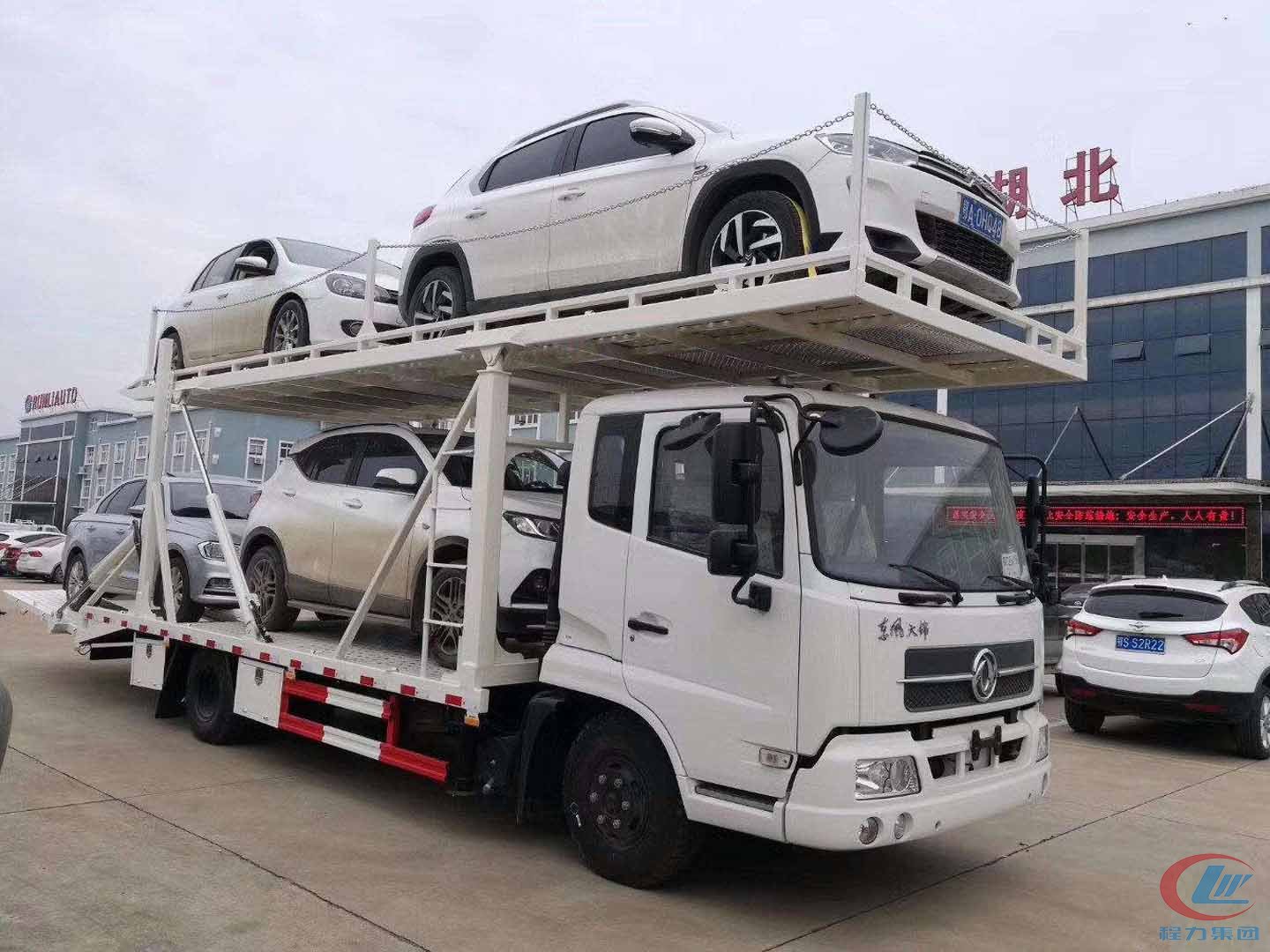 东风天锦轿运车