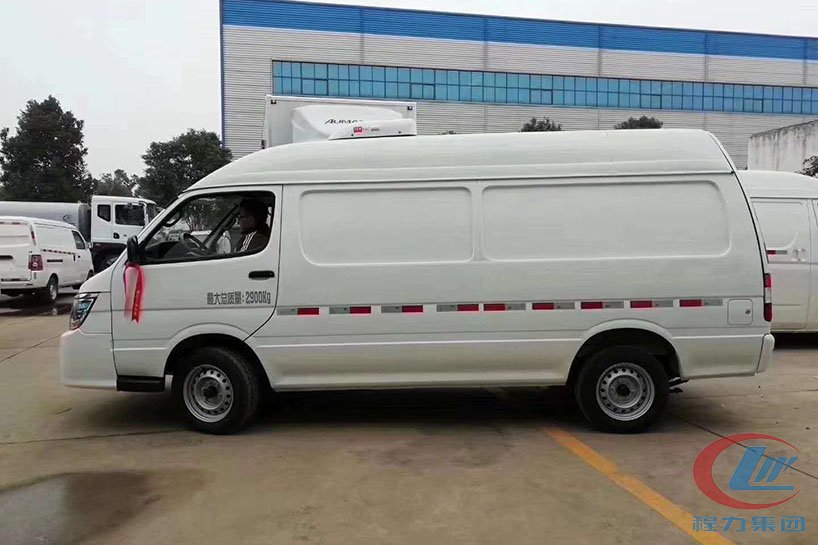 金杯面包冷藏车