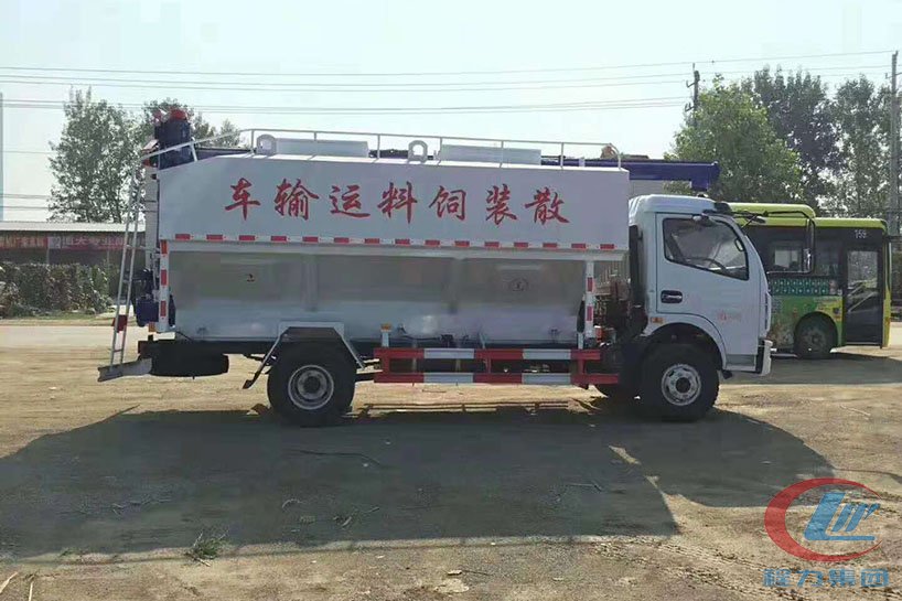 东风福瑞卡散装饲料车