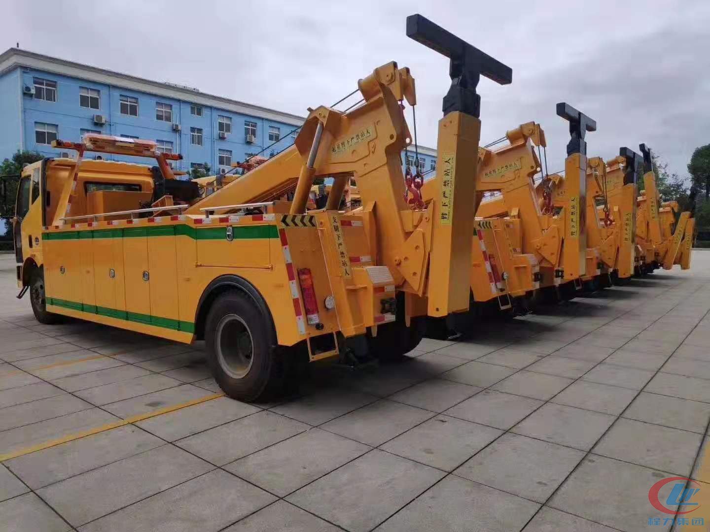 宇通公司定制的6台程力公交专用清障车